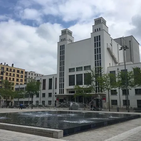 Διαμέρισμα Studio Richelieu 1 Et Son Parking Prive